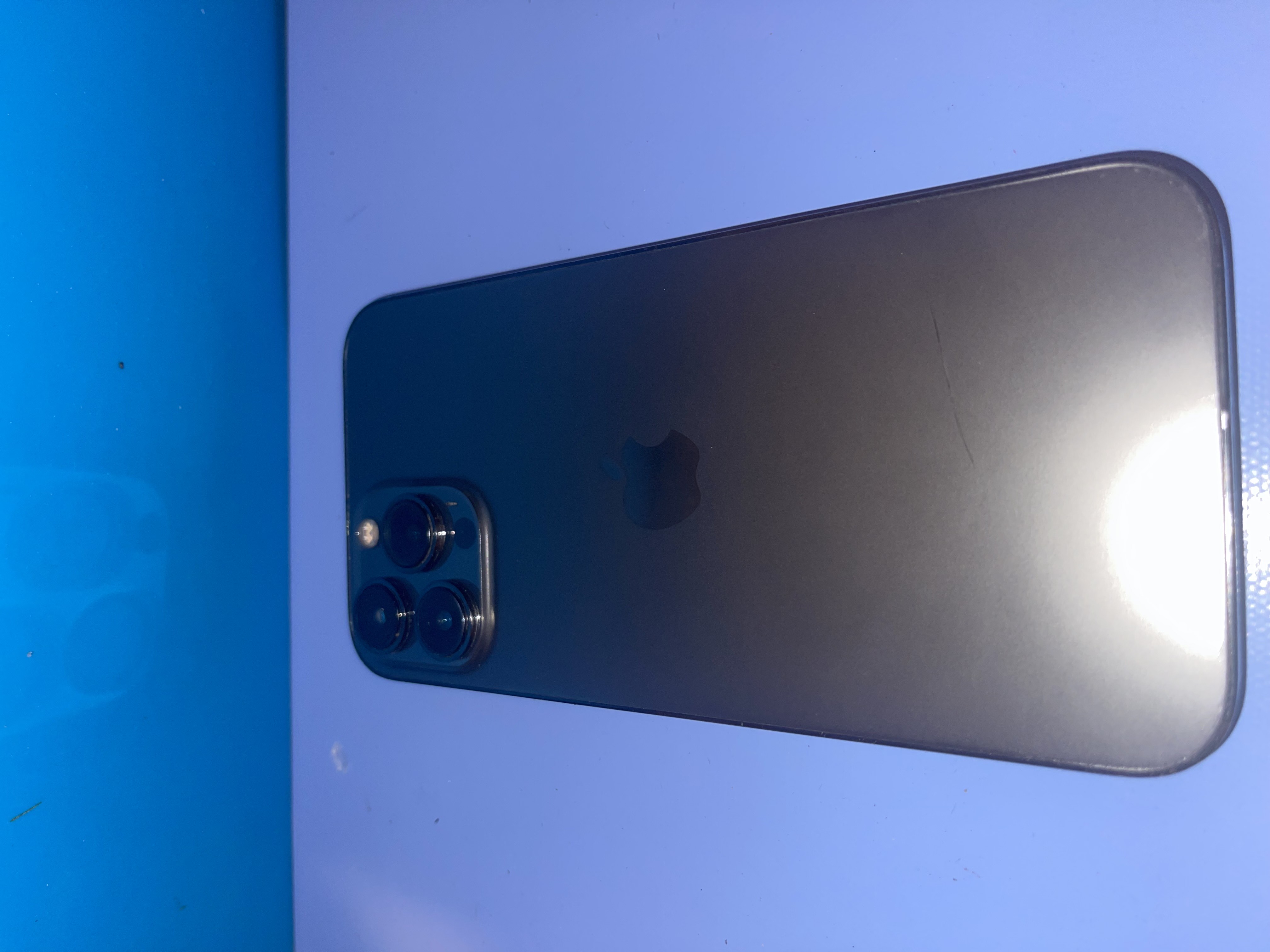 iPhone 13 Pro Max 128GB Svart - Bild 2